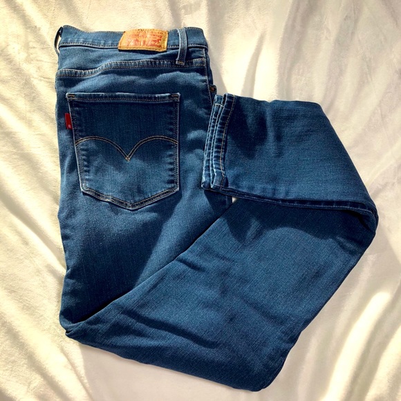 Levi’s 311 Shaping Skinny Jean - Picture 2 of 5